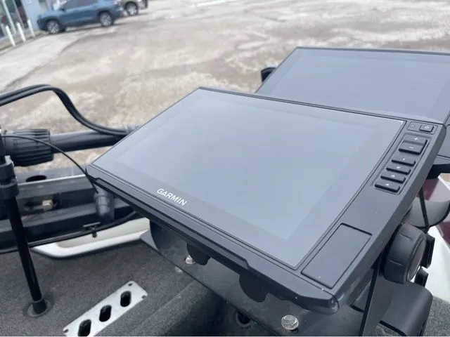 Slide: The Image of Charger 496 2021 - 17