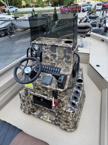 Slide: The Image of Excel Bay Pro 203 Elite with 140 HP Suzuki 2026 - 5