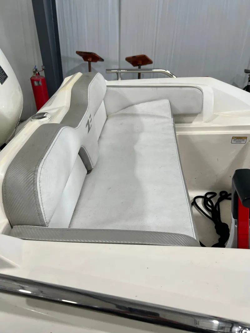 Slide: The Image of Helm seat - 9