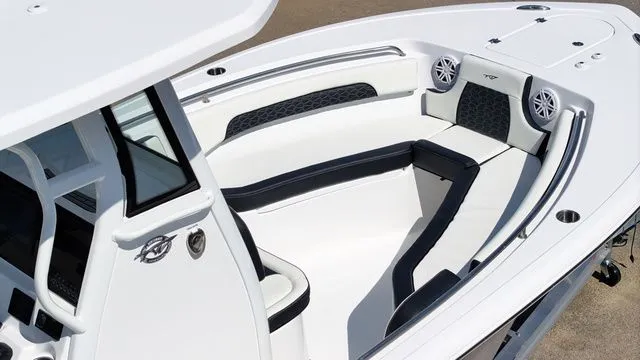 Slide: The Image of Tidewater 232 CC Adventure 2026 - 20
