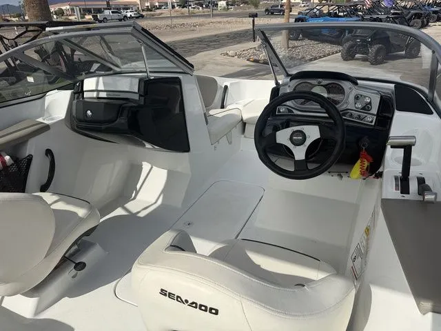 Slide: The Image of Sea-Doo 180 Challenger 2012 - 5