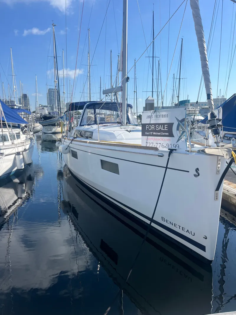 Slide: The Image of Beneteau Oceanis 38.1 2019 - 1