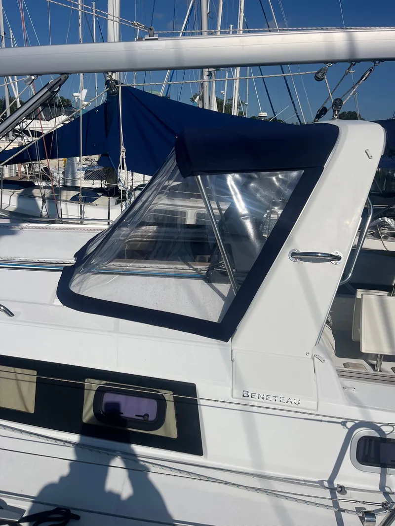 Slide: The Image of Beneteau Oceanis 38.1 2019 - 12