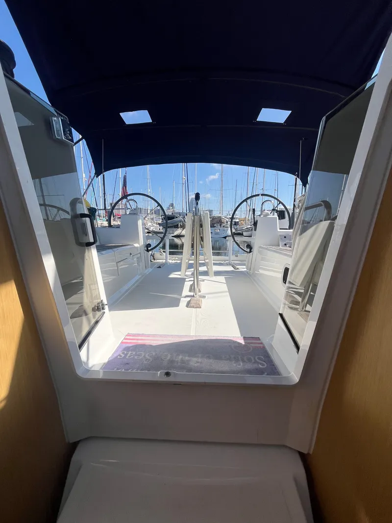Slide: The Image of Beneteau Oceanis 38.1 2019 - 21