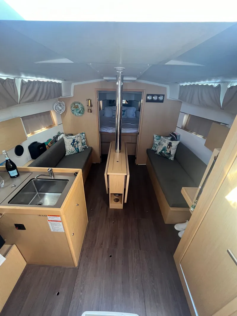 Slide: The Image of Beneteau Oceanis 38.1 2019 - 22