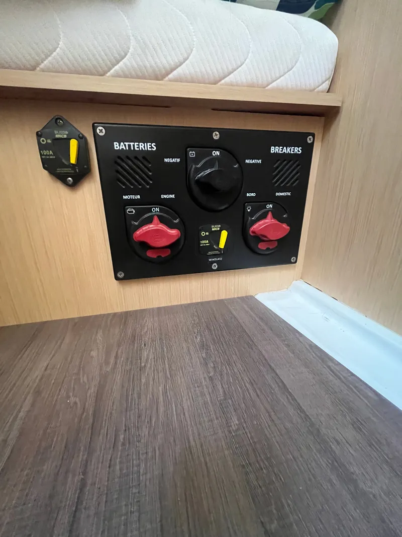 Slide: The Image of Beneteau Oceanis 38.1 2019 - 25