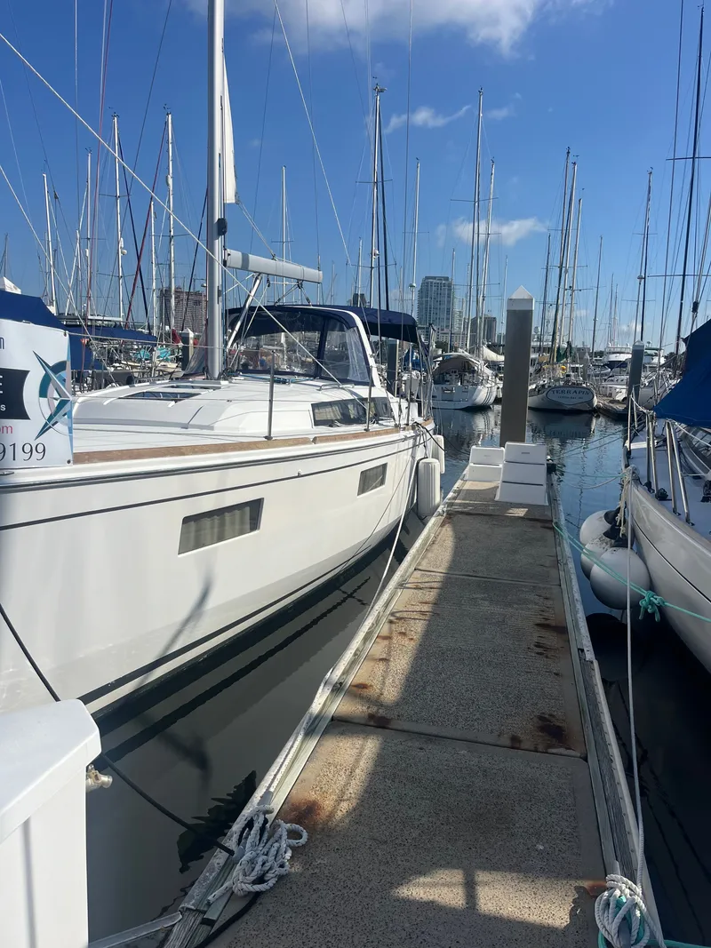 Slide: The Image of Beneteau Oceanis 38.1 2019 - 3
