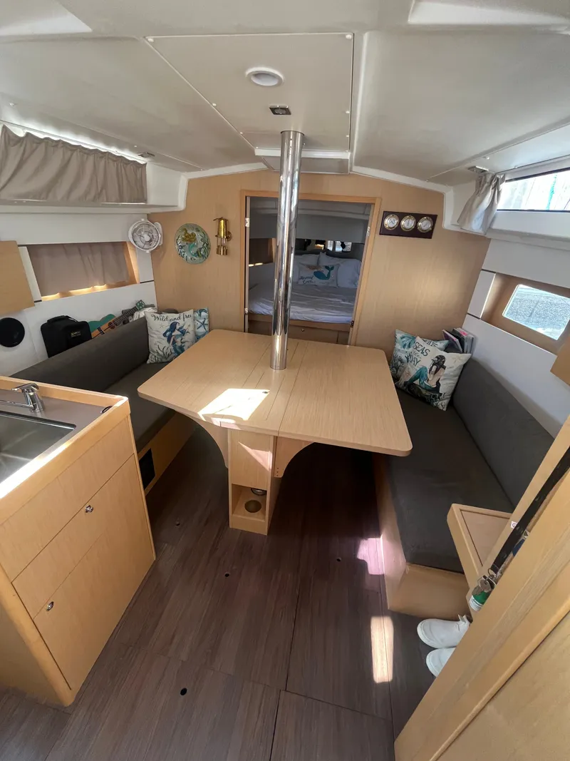 Slide: The Image of Beneteau Oceanis 38.1 2019 - 48