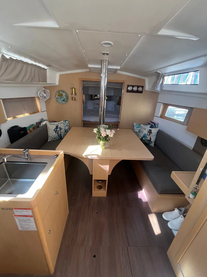 Slide: The Image of Beneteau Oceanis 38.1 2019 - 50