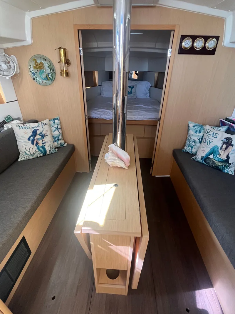Slide: The Image of Beneteau Oceanis 38.1 2019 - 53