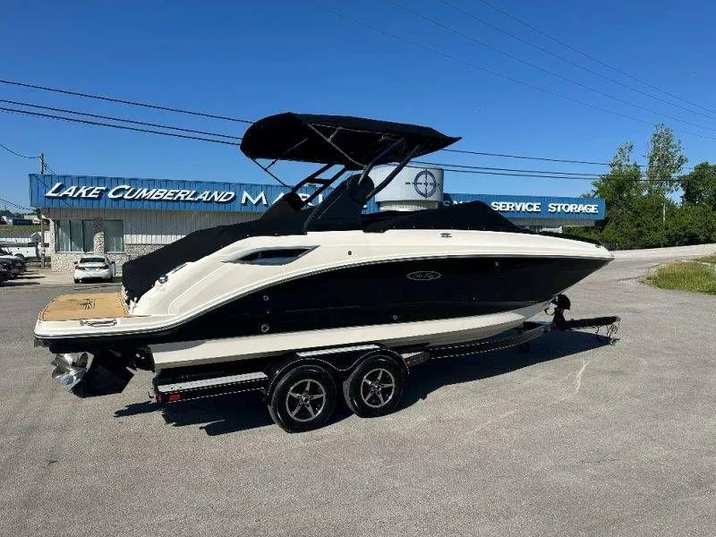 Slide: The Image of 2019 Sea Ray SDX 250 boat on trailer at Lake Cumberland. - 48