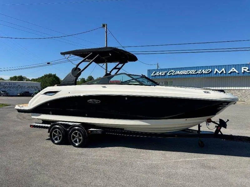 Slide: The Image of 2019 Sea Ray SDX 250 boat on trailer at Lake Cumberland. - 6