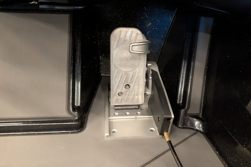 Slide: The Image of Foot pedal mechanism in a 2026 Nitro Z19 XL Pro boat, showcasing detailed design. - 11