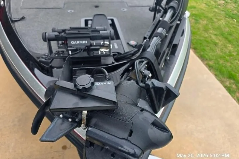 Slide: The Image of 2017 Ranger Z519 boat with Garmin equipment on deck. - 6