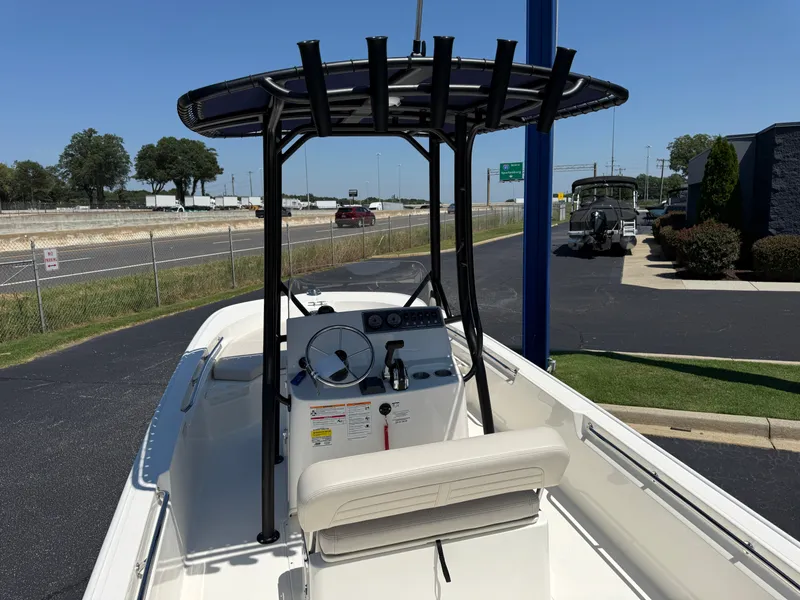 Slide: The Image of Boston Whaler 190 Montauk 2027 - 5