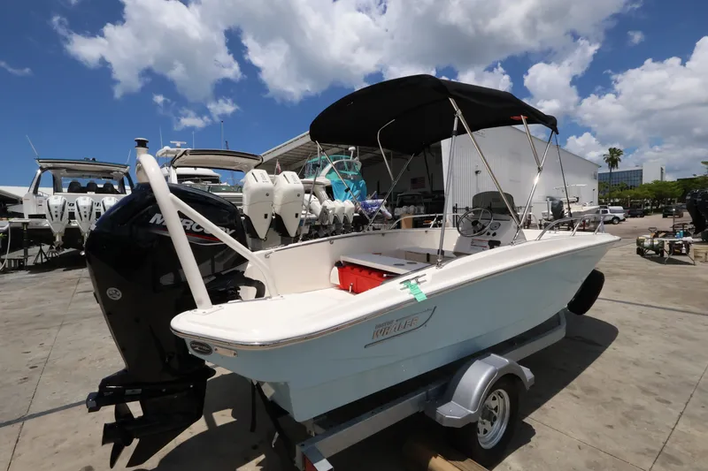 Slide: The Image of Boston Whaler 160 Super Sport 2027 - 4