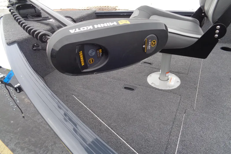 Slide: The Image of 2023 Lund 1650 Rebel XL SS boat with Minn Kota Terrova trolling motor. - 18