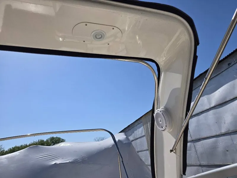 Slide: The Image of Rinker Fiesta Vee 312 2003 - 53