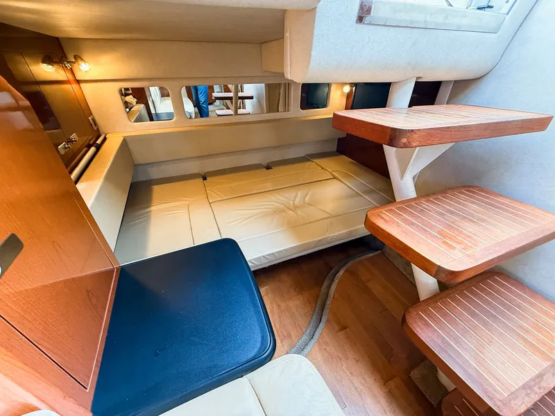 Slide: The Image of Sea Ray Sundancer 330 2010 - 28