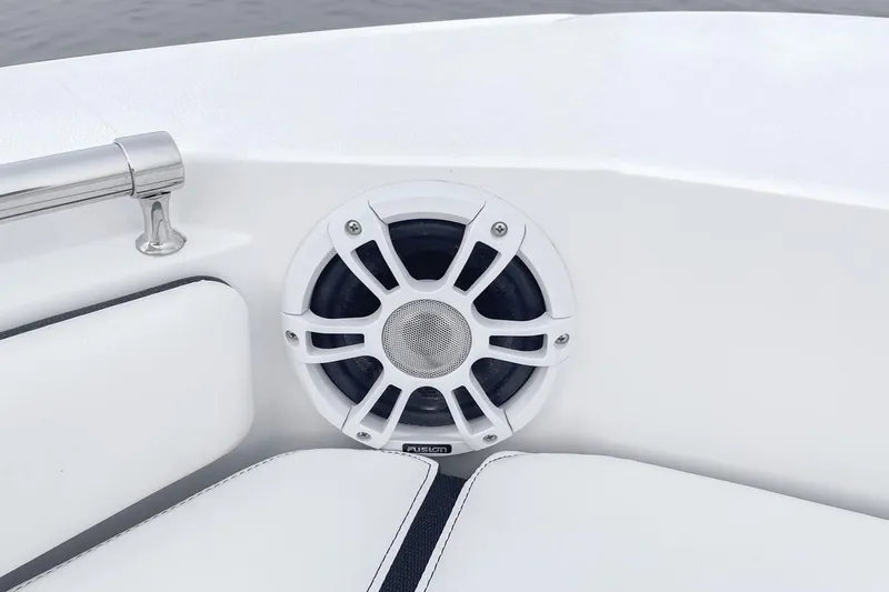 Slide: The Image of Speaker on the 2026 Stingray 236 CC boat. - 3