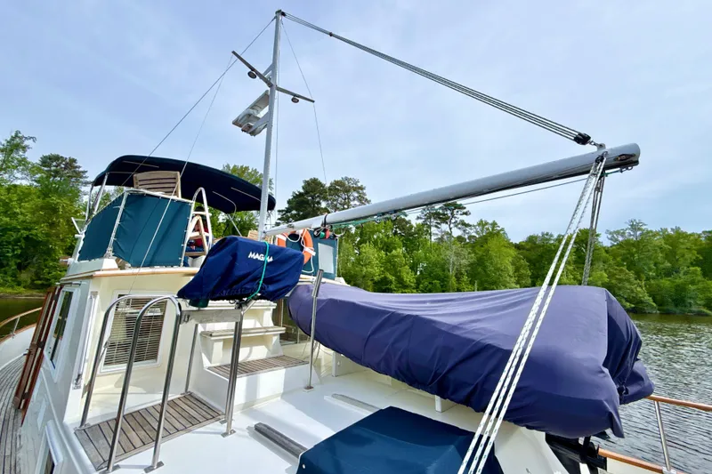 Slide: The Image of Mast - 24
