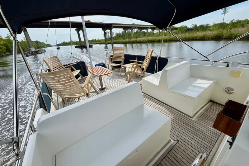 Slide: The Image of Flybridge - 28