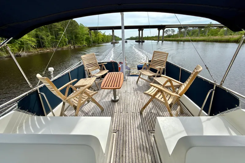 Slide: The Image of Flybridge Aft - 29