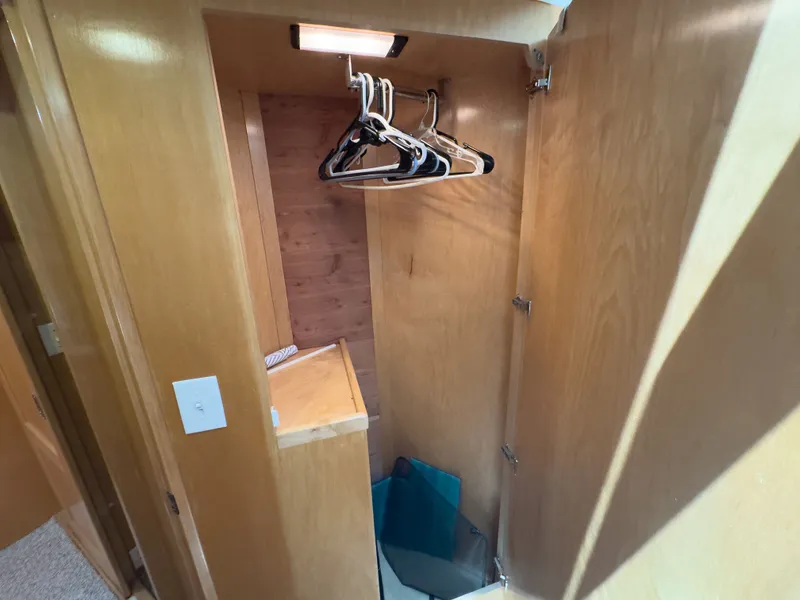 Slide: The Image of Interior of a 1999 Navigator 5300 with closet. - 22