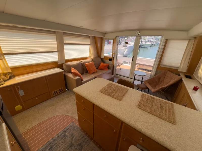 Slide: The Image of Interior of a 1999 Navigator 5300 yacht, cozy and well-equipped. - 31