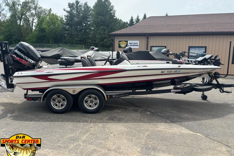 Slide: The Image of 2018 Triton 20 TrX boat with Mercury engine at D&R Sports Center. - 1