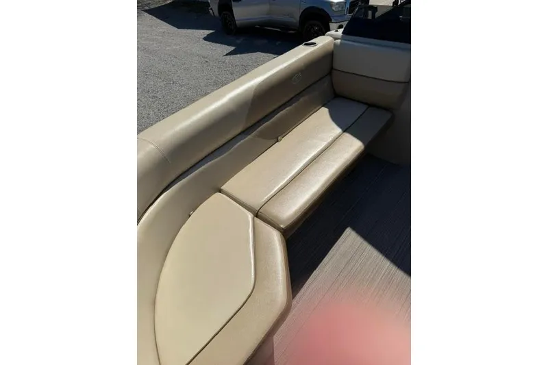 Slide: The Image of Beige seating on 2022 Veranda Vista View22RC TT boat, outdoor setting. - 8