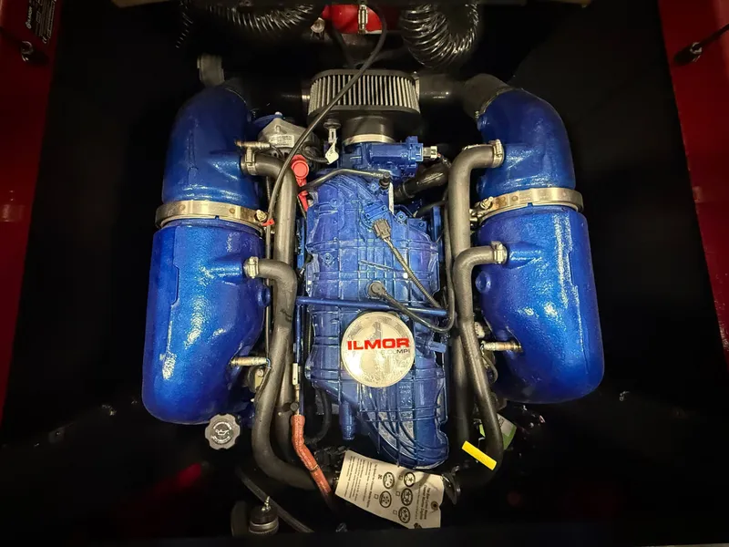 Slide: The Image of Ilmor engine in 2022 MasterCraft NXT24 boat. - 15