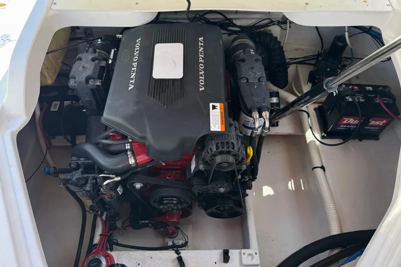 Slide: The Image of Engine compartment of a 2003 Four Winns 214 Funship with Volvo Penta engine. - 21