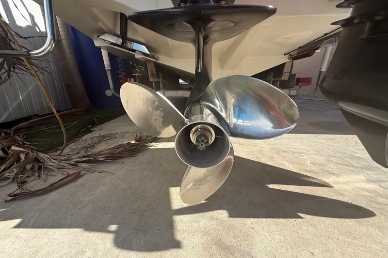 Slide: The Image of Close-up of a 1996 Grady-White Sailfish 272 boat propeller in sunlight. - 125