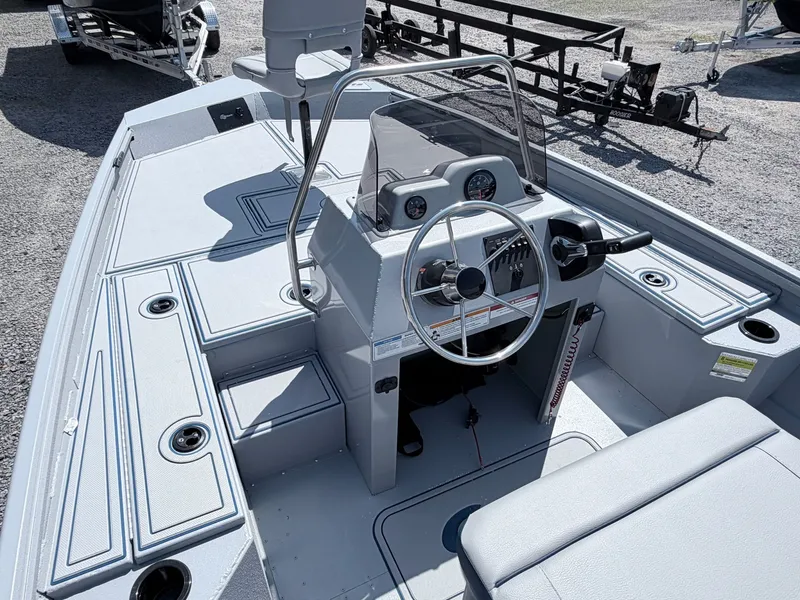 Slide: The Image of Interior view of 2026 G3 Gator Tough 20CCJ DLX boat. - 18