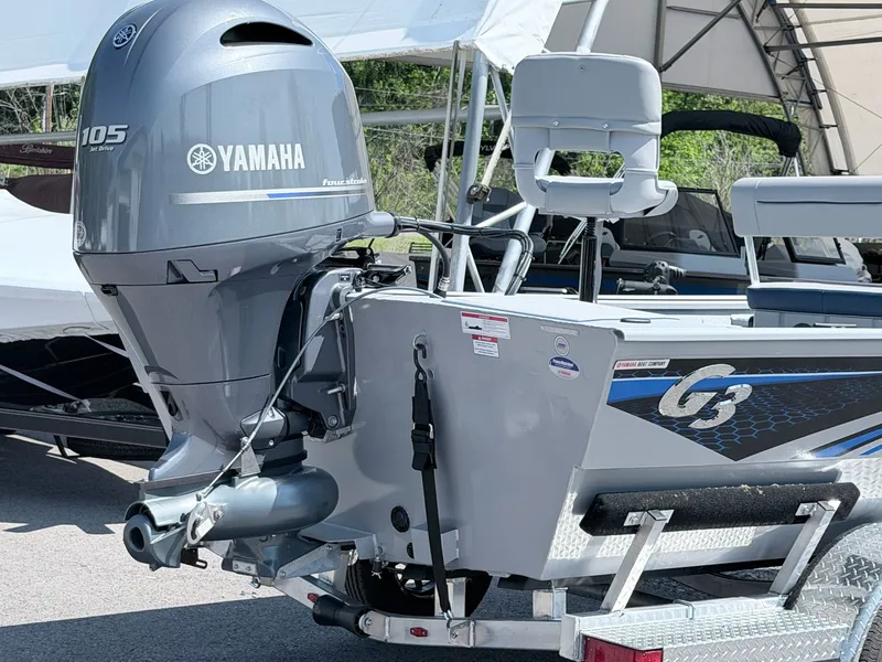 Slide: The Image of 2026 G3 Gator Tough 20CCJ DLX boat with Yamaha engine. - 23