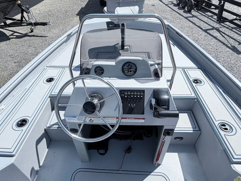 Slide: The Image of Interior view of G3 Gator Tough 20CCJ DLX 2026 helm. - 29