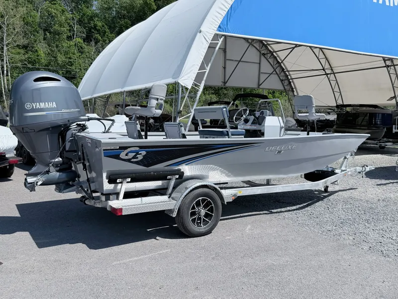 Slide: The Image of 2026 G3 Gator Tough 20CCJ DLX boat with Yamaha engine. - 7