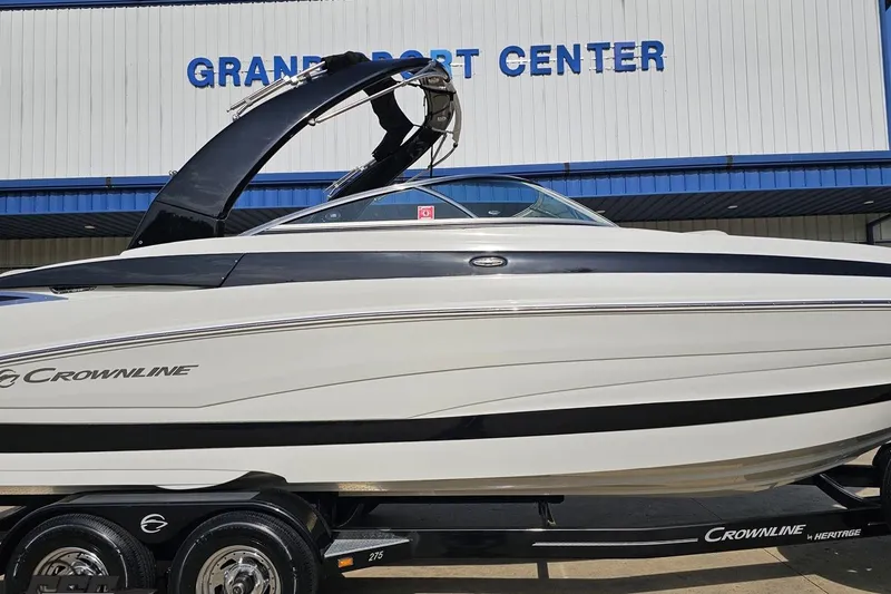 Slide: The Image of 2019 Crownline 275 SS boat displayed at Grand Sport Center. - 5