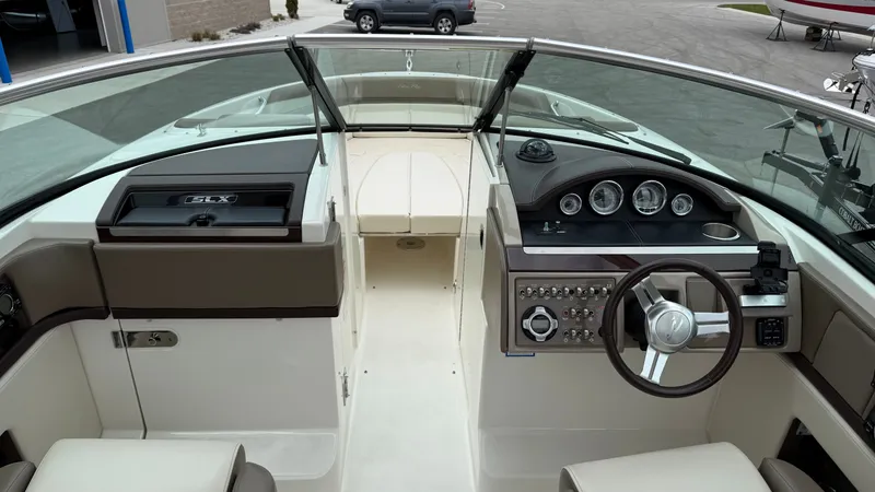 Slide: The Image of Interior view of a 2013 Sea Ray 270 SLX boat. - 18