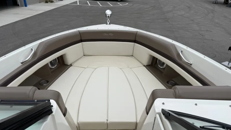 Slide: The Image of Interior of 2013 Sea Ray 270 SLX boat. - 21