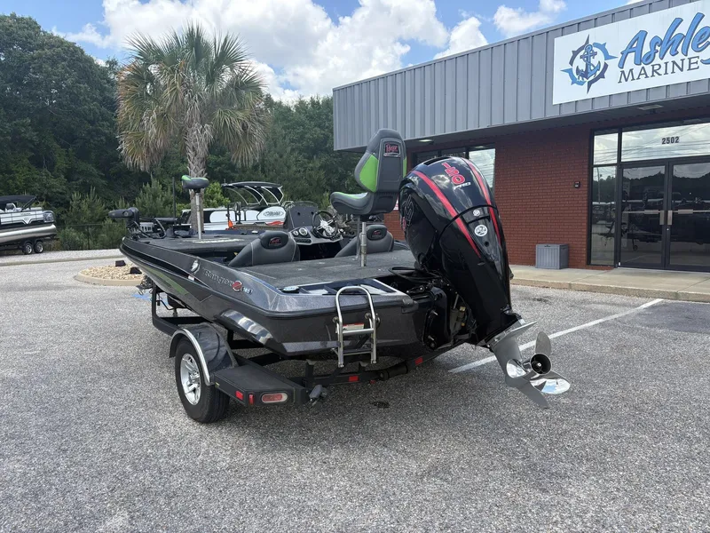 Slide: The Image of 2021 Ranger Z100 Series Z185 boat at Ashley Marine. - 3