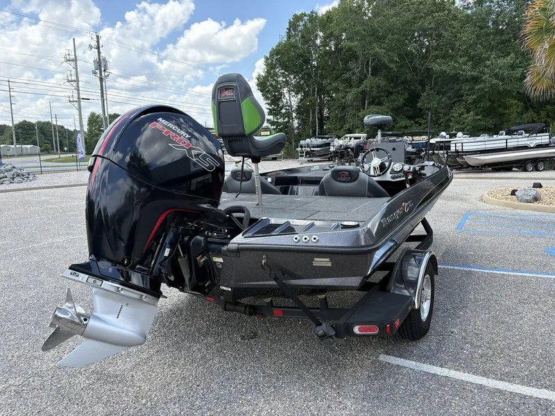 Slide: The Image of 2021 Ranger Z100 Series Z185 boat with Mercury Pro XS engine. - 4