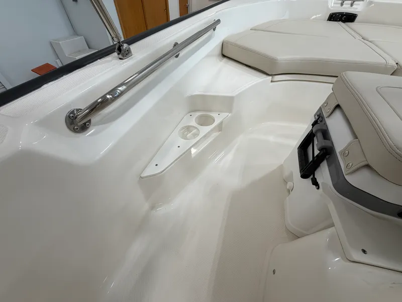 Slide: The Image of Boston Whaler 170 Montauk 2027 - 28