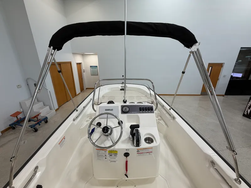 Slide: The Image of Boston Whaler 170 Montauk 2027 - 22