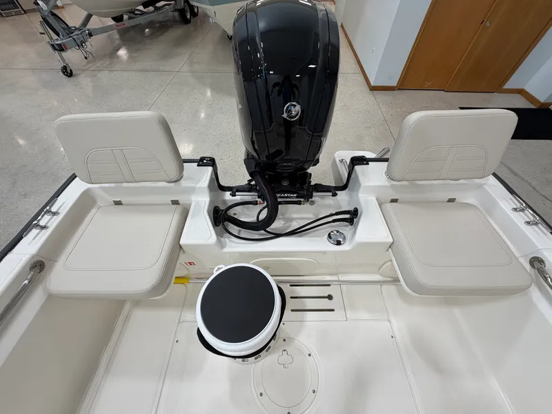 Slide: The Image of Boston Whaler 170 Montauk 2027 - 27
