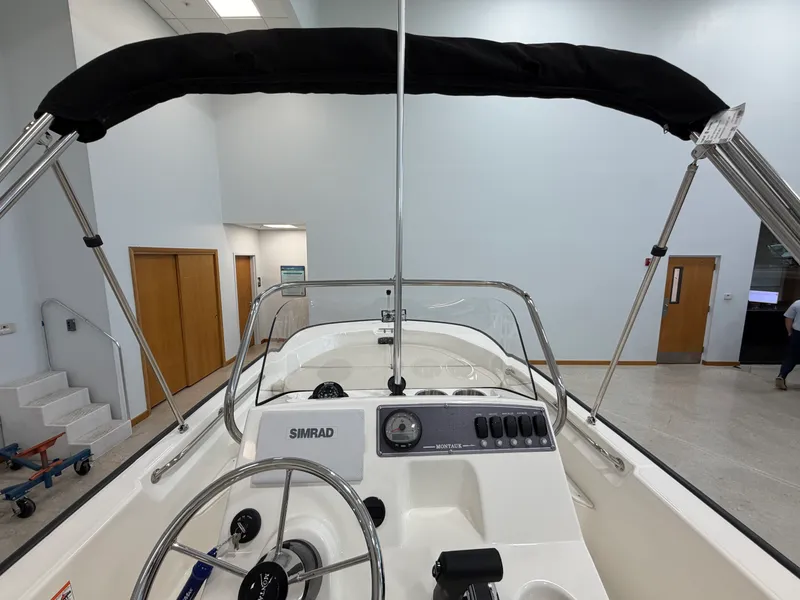 Slide: The Image of Boston Whaler 170 Montauk 2027 - 21