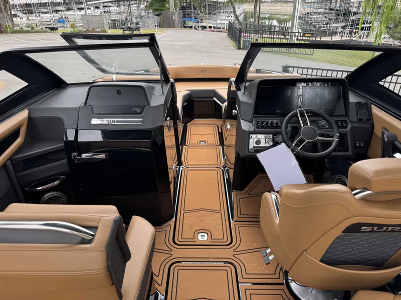Slide: The Image of Interior of 2026 Cobalt R6 Surf with luxurious design. - 17