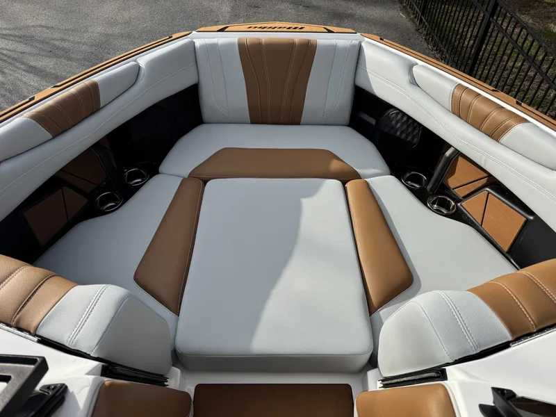 Slide: The Image of 2026 Malibu Wakesetter 22 LSV interior with luxurious seating. - 27