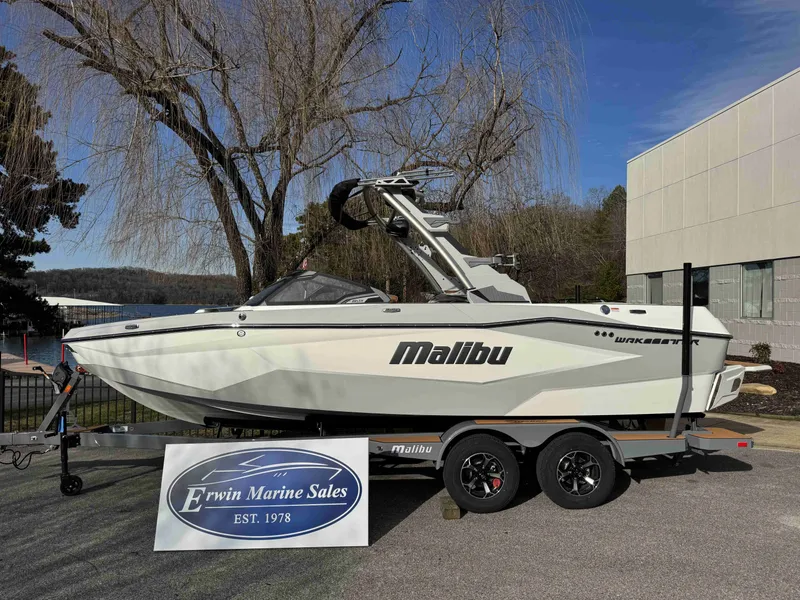 Slide: The Image of 2026 Malibu Wakesetter 22 LSV boat at Erwin Marine Sales. - 3